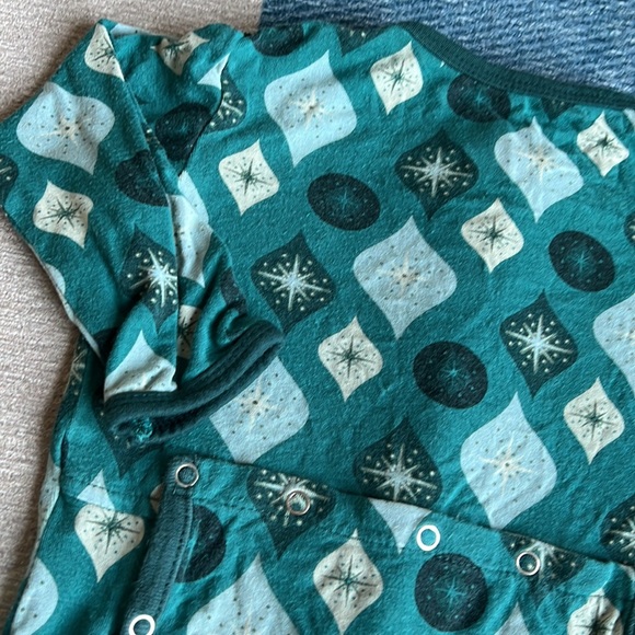 Kickee Pants 6-9 month Coverall Zip-Up Christmas Ornaments Green Print - Picture 11 of 15